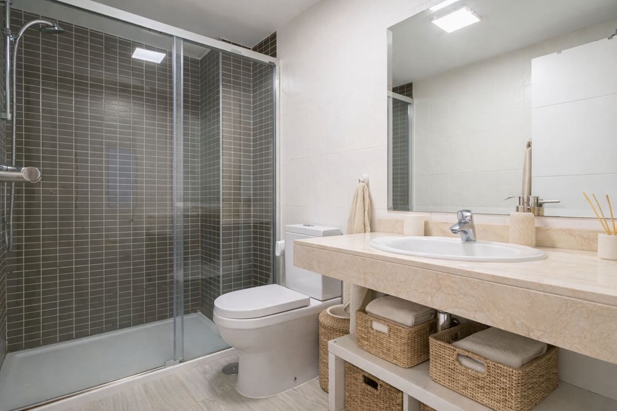 3 soveværelse Lejlighed til salg i La Alcaidesa med swimmingpool garage - € 290.000 (Ref: 8898037)