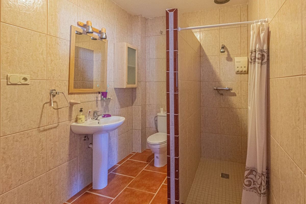 5 bedroom Villa for sale in Sotogrande with pool garage - € 975,000 (Ref: 8922484)