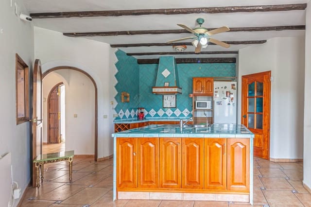 5 bedroom Villa for sale in Sotogrande Alto, San Roque with pool garage - € 975,000 (Ref: 8922484)