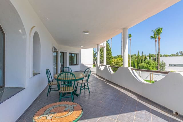 5 camera da letto Villa in vendita in Sotogrande Alto, San Roque con piscina garage - 975.000 € (Rif: 8922484)