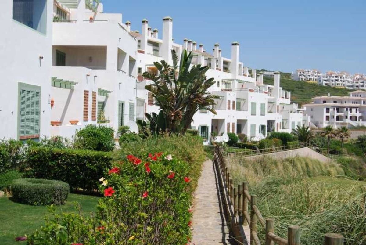 2 chambre Appartement à vendre à La Alcaidesa avec piscine garage - 475 000 € (Ref: 8997327)