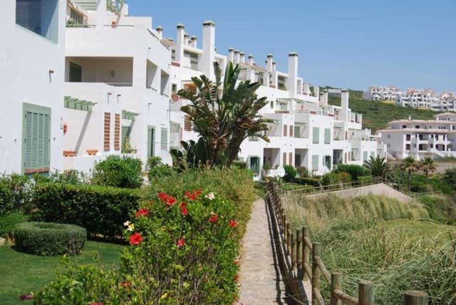 2 chambre Appartement à vendre à La Alcaidesa avec piscine garage - 475 000 € (Ref: 8997327)