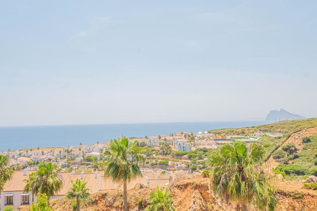 4 soveværelse Byhus til leje i La Alcaidesa med swimmingpool garage - € 2.950 (Ref: 9165313)