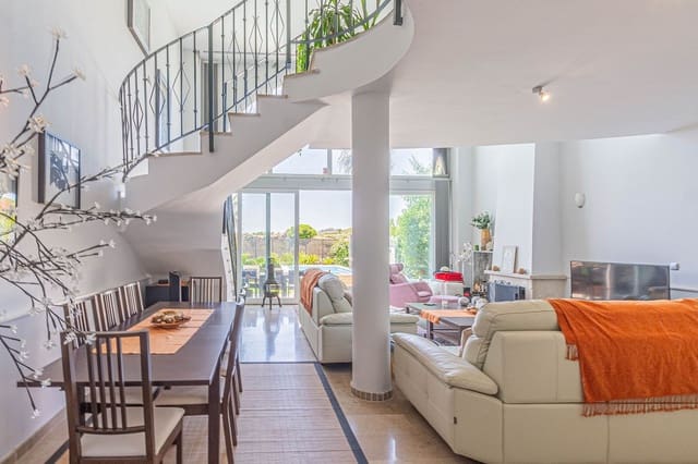 4 soveværelse Byhus til leje i La Alcaidesa med swimmingpool garage - € 2.950 (Ref: 9165313)