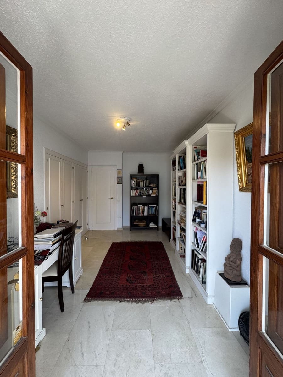 3 soverom Villa til salgs i Bel-Air med svømmebasseng garasje - € 449 000 (Ref: 9203380)