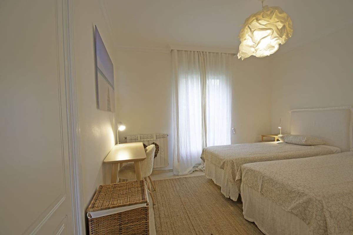 3 chambre Appartement à vendre à La Alcaidesa avec piscine garage - 825 000 € (Ref: 9263795)