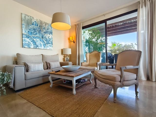 2 sypialnia Penthouse na sprzedaż w La Alcaidesa z basenem garażem - 450 000 € (Ref: 9271393)