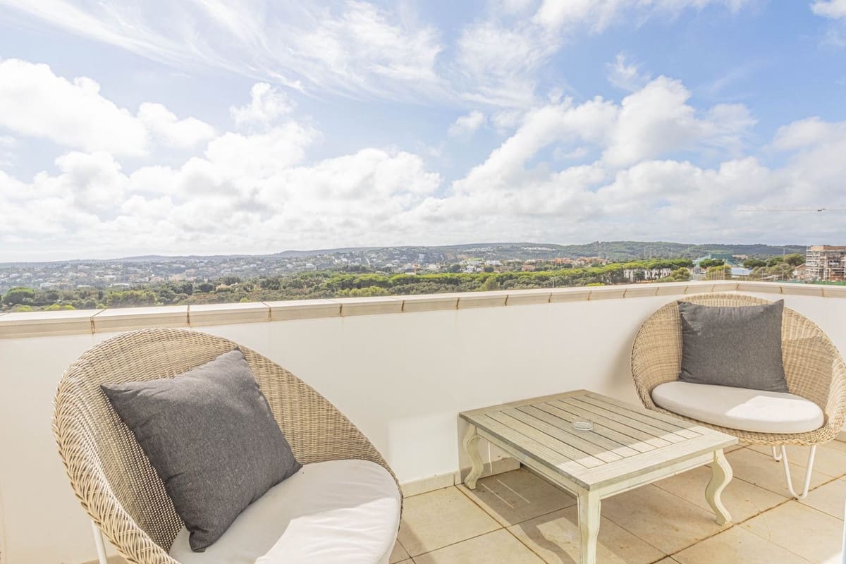 5 sypialnia Willa na sprzedaż w Sotogrande z basenem garażem - 2 450 000 € (Ref: 9371474)