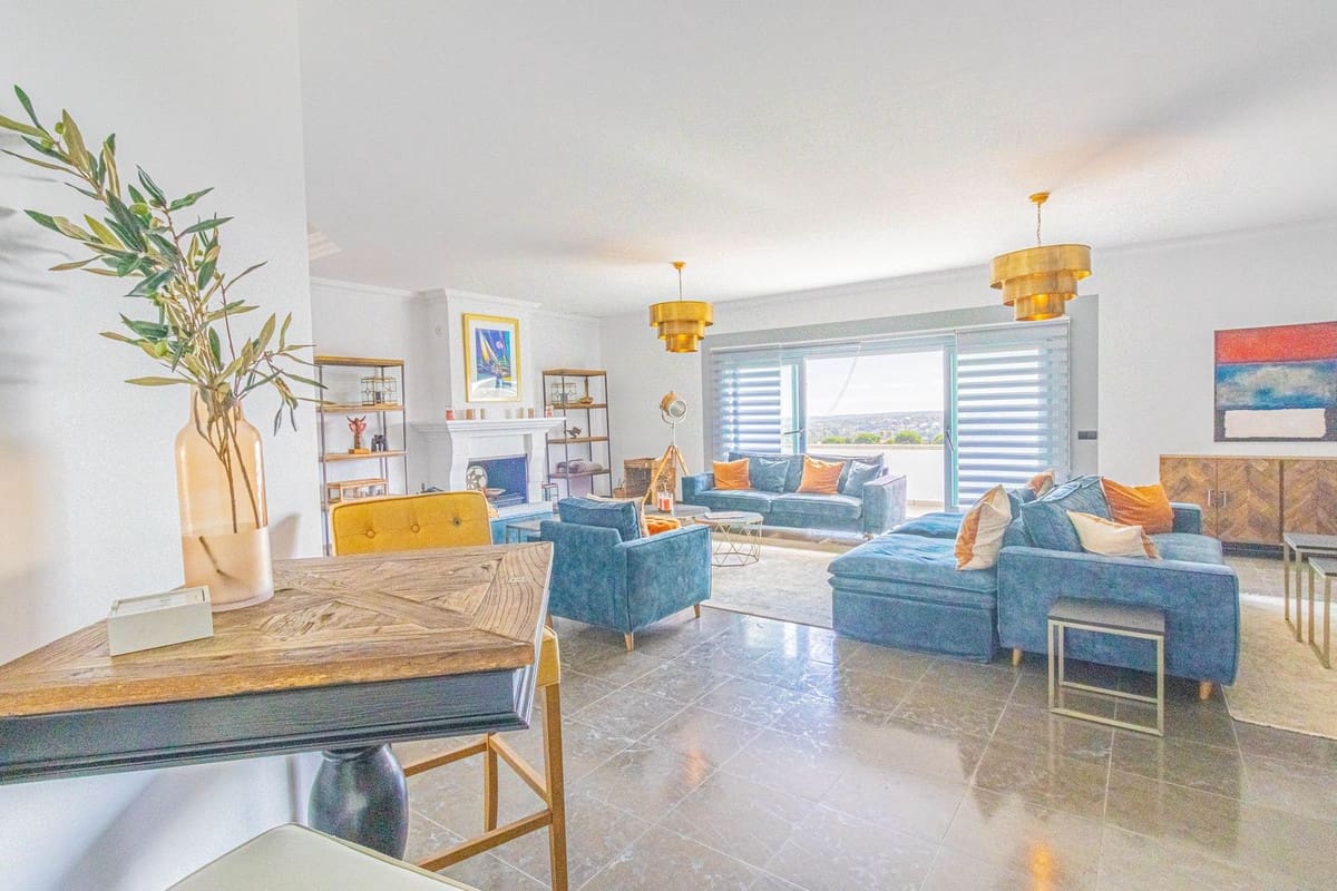 5 sypialnia Willa na sprzedaż w Sotogrande z basenem garażem - 2 450 000 € (Ref: 9371474)