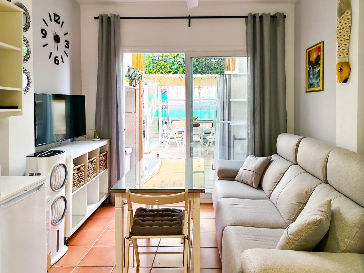 1 camera da letto Monolocale da affittare in La Alcaidesa con piscina garage - 850 € (Rif: 9383955)