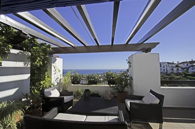 3 chambre Appartement à vendre à La Alcaidesa avec piscine garage - 550 000 € (Ref: 9412790)