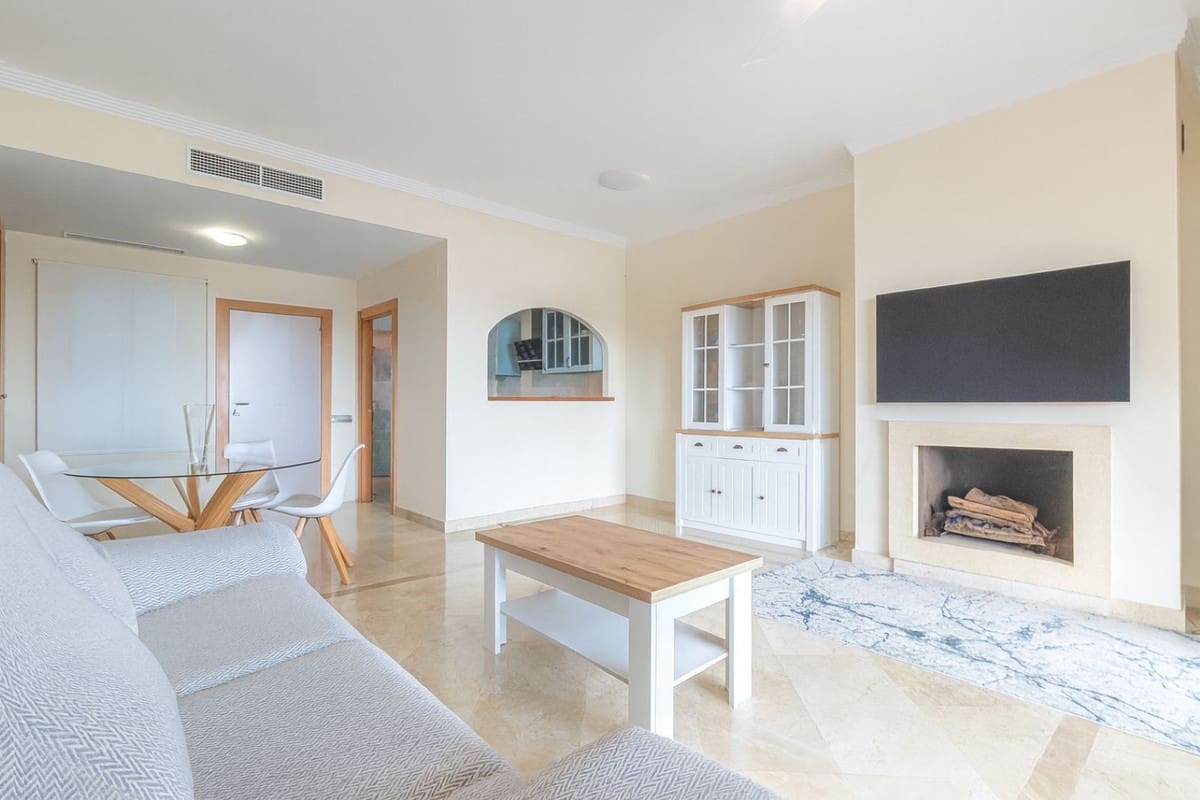 2 quarto Apartamento para venda em La Alcaidesa com piscina garagem - 285 000 € (Ref: 9454767)