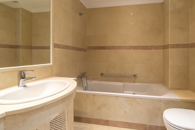 2 slaapkamer Appartement te koop in Castellar de la Frontera met zwembad garage - € 285.000 (Ref: 9454767)