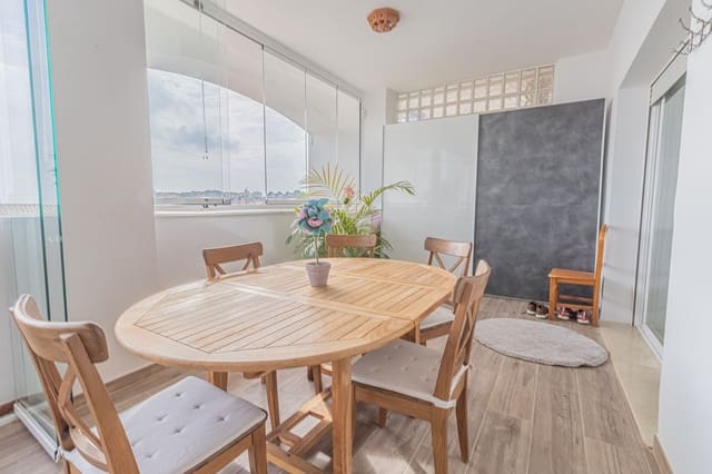 2 slaapkamer Appartement te koop in Castellar de la Frontera met zwembad garage - € 285.000 (Ref: 9454767)