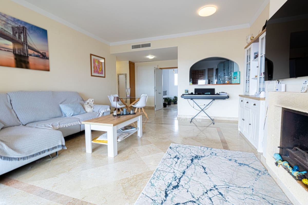 2 quarto Apartamento para venda em La Alcaidesa com piscina garagem - 285 000 € (Ref: 9454767)