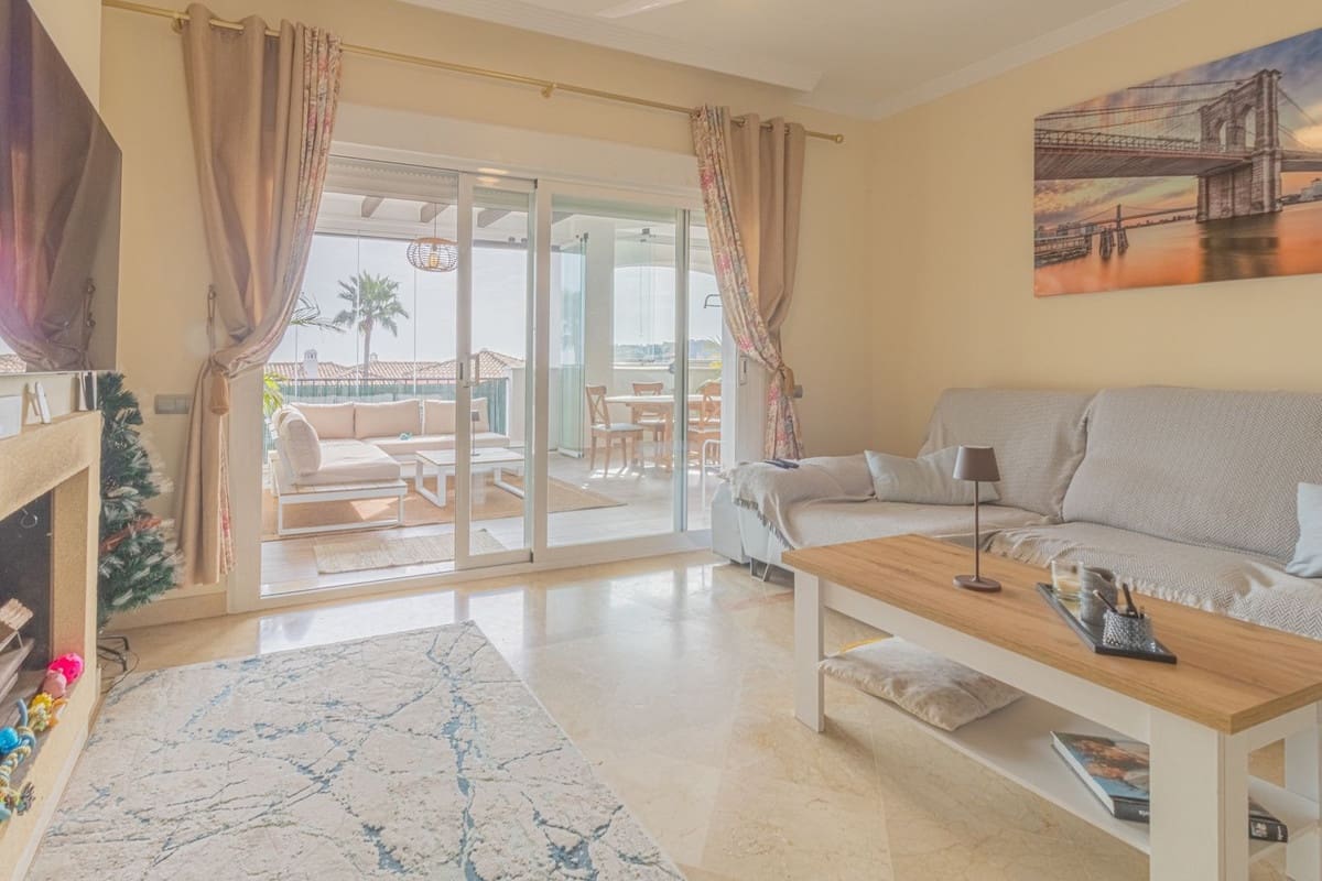 2 quarto Apartamento para venda em La Alcaidesa com piscina garagem - 285 000 € (Ref: 9454767)