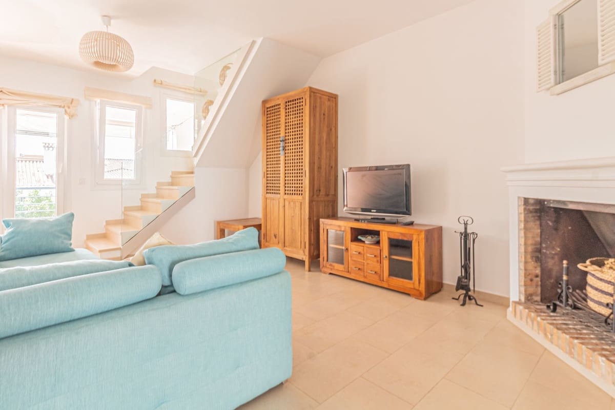 4 slaapkamer Villa te koop in Pueblo Nuevo de Guadiaro - € 550.000 (Ref: 9492686)