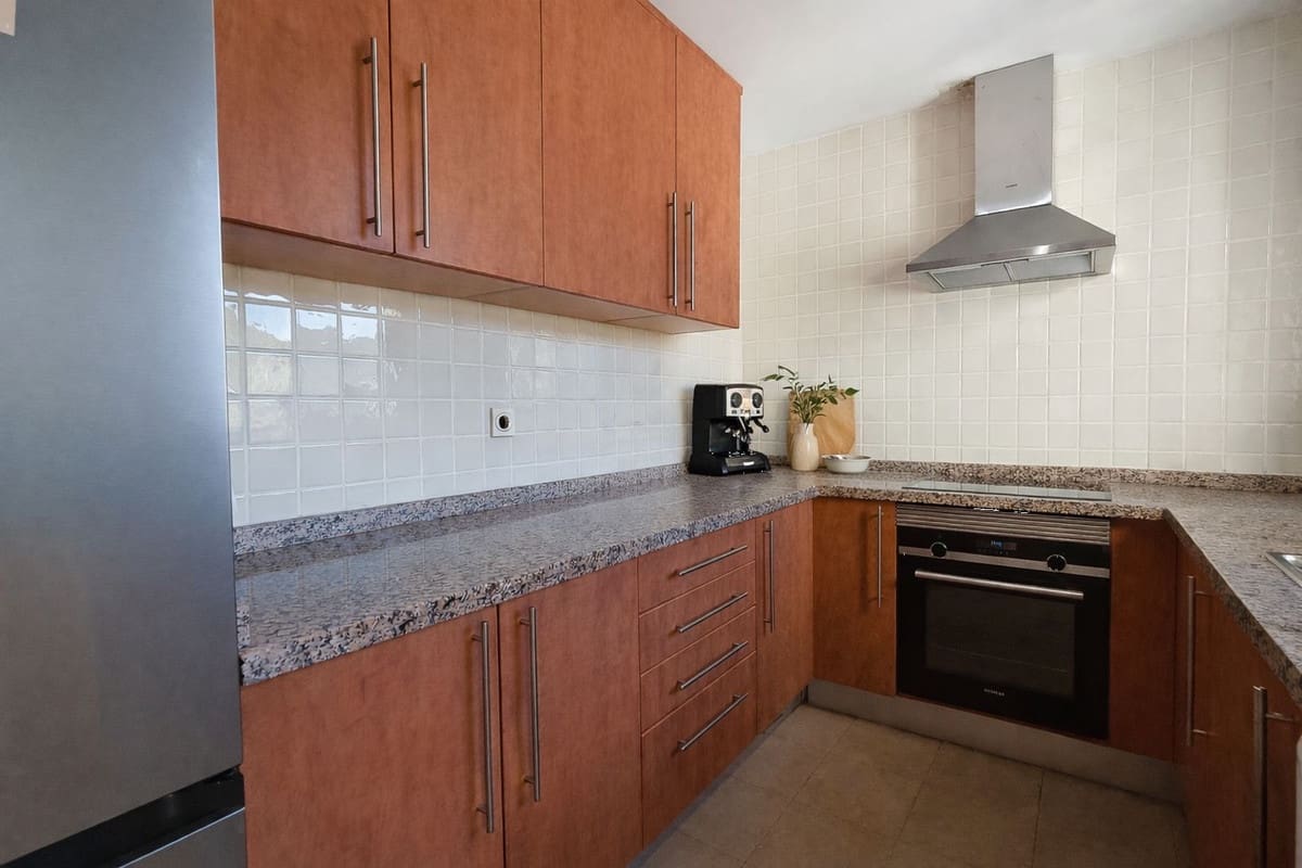 3 bedroom Penthouse for sale in La Alcaidesa with pool garage - € 715,000 (Ref: 9501781)