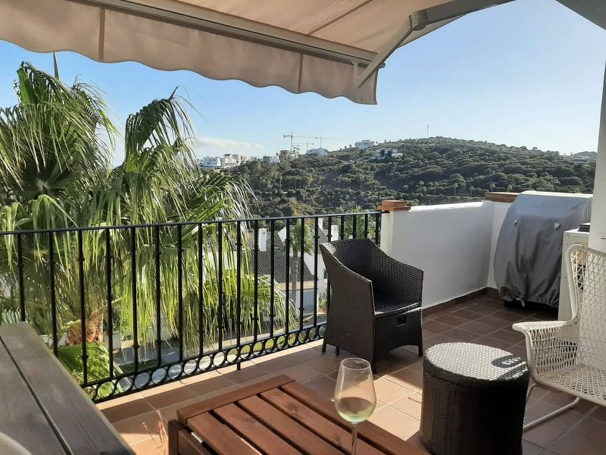 2 bedroom Apartment for sale in La Alcaidesa with pool garage - € 325,000 (Ref: 9516384)