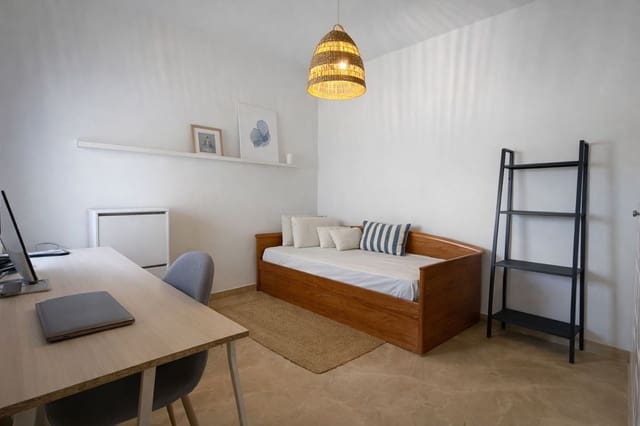 3 chambre Penthouse à vendre à La Alcaidesa avec piscine garage - 695 000 € (Ref: 9518284)