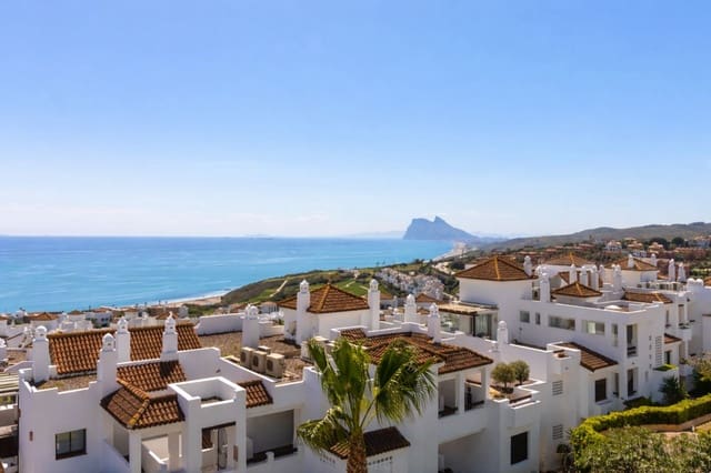 3 quarto Penthouse para venda em La Alcaidesa com piscina garagem - 695 000 € (Ref: 9518284)