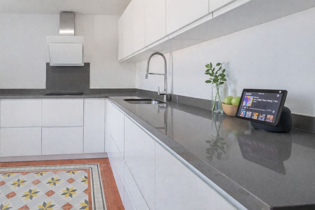 4 soveværelse Villa til salg i La Alcaidesa med swimmingpool garage - € 759.000 (Ref: 9631373)