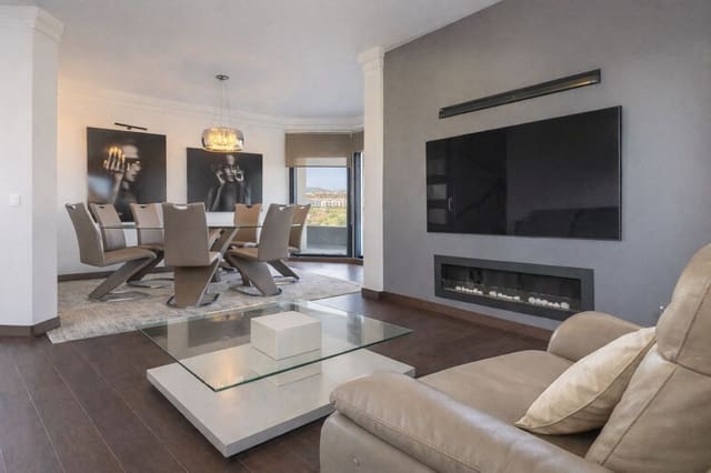 4 soverom Villa til salgs i La Alcaidesa med svømmebasseng garasje - € 759 000 (Ref: 9631373)