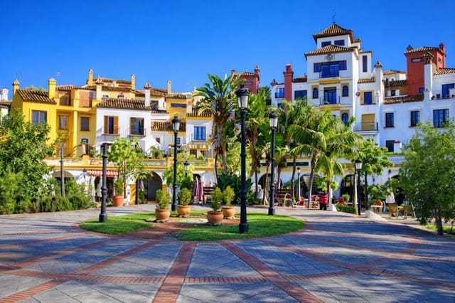 Building Plot for sale in La Alcaidesa - € 395,000 (Ref: 9650765)