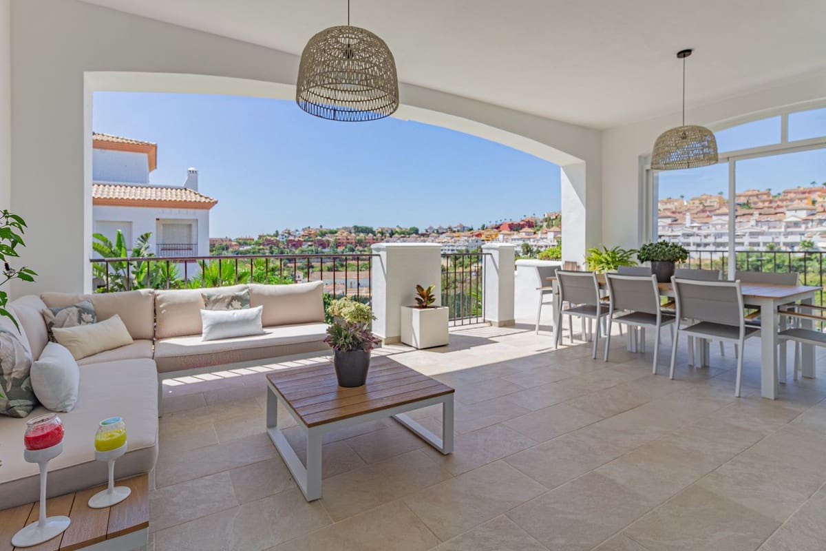 2 camera da letto Appartamento sulla Spiaggia da affitare come casa vacanza in La Alcaidesa con piscina garage - 750 € (Rif: 9650914)