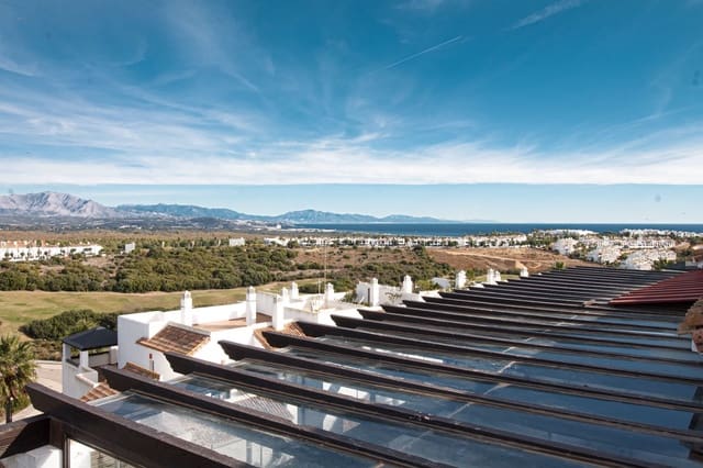 2 sypialnia Penthouse do wynajęcia w La Alcaidesa z basenem garażem - 1 500 € (Ref: 9665625)