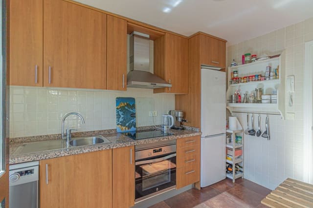 2 sypialnia Penthouse do wynajęcia w La Alcaidesa z basenem garażem - 1 500 € (Ref: 9665625)