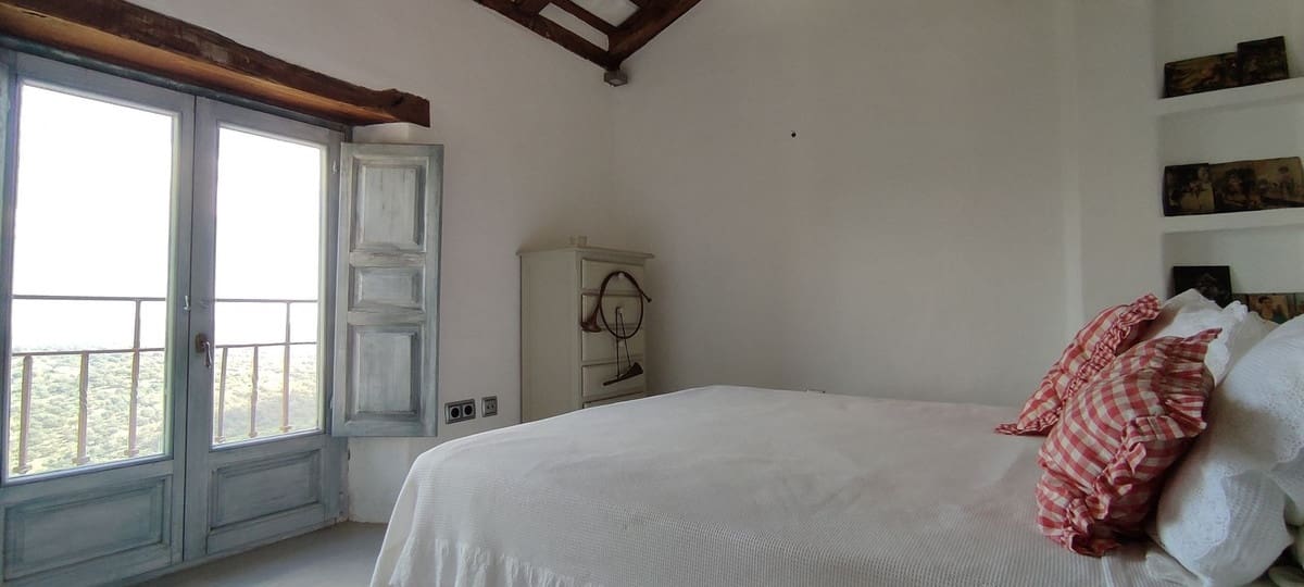 Apartamento de 2 habitaciones en Castellar de la Frontera en venta - 320.000 € (Ref: 9685528)