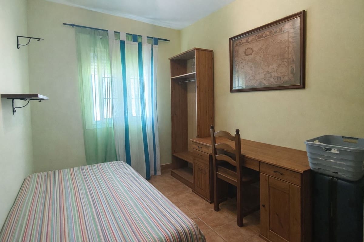 3 soveværelse Byhus til salg i San Roque med garage - € 270.000 (Ref: 9700040)