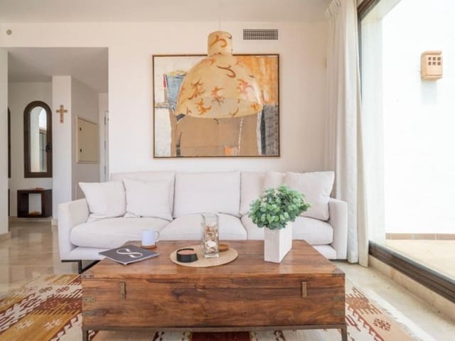 Ático de 2 habitaciones en La Alcaidesa en venta con piscina garaje - 499.000 € (Ref: 9700135)