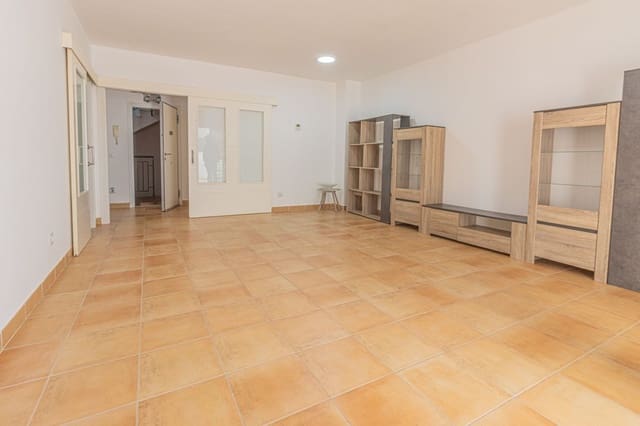 3 soveværelse Lejlighed til salg i La Alcaidesa med swimmingpool garage - € 318.000 (Ref: 9726188)