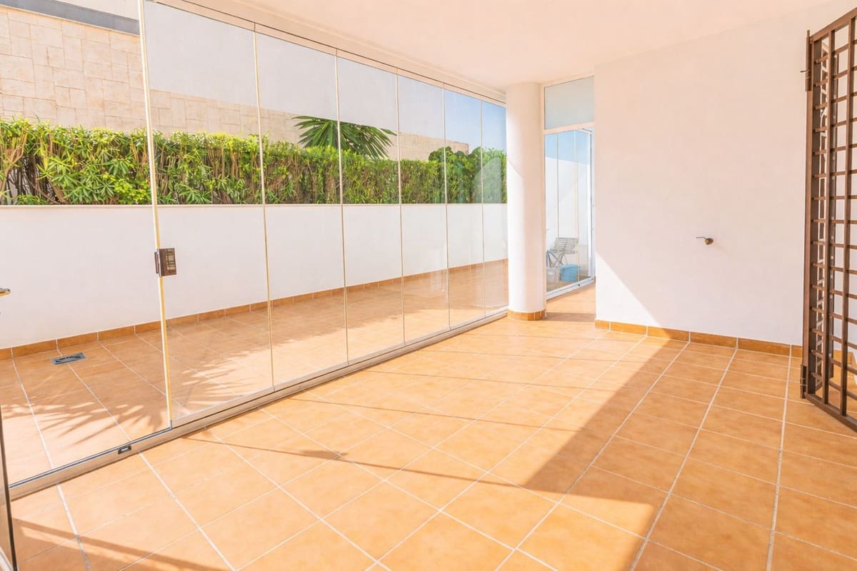 3 camera da letto Appartamento in vendita in La Alcaidesa con piscina garage - 318.000 € (Rif: 9726188)