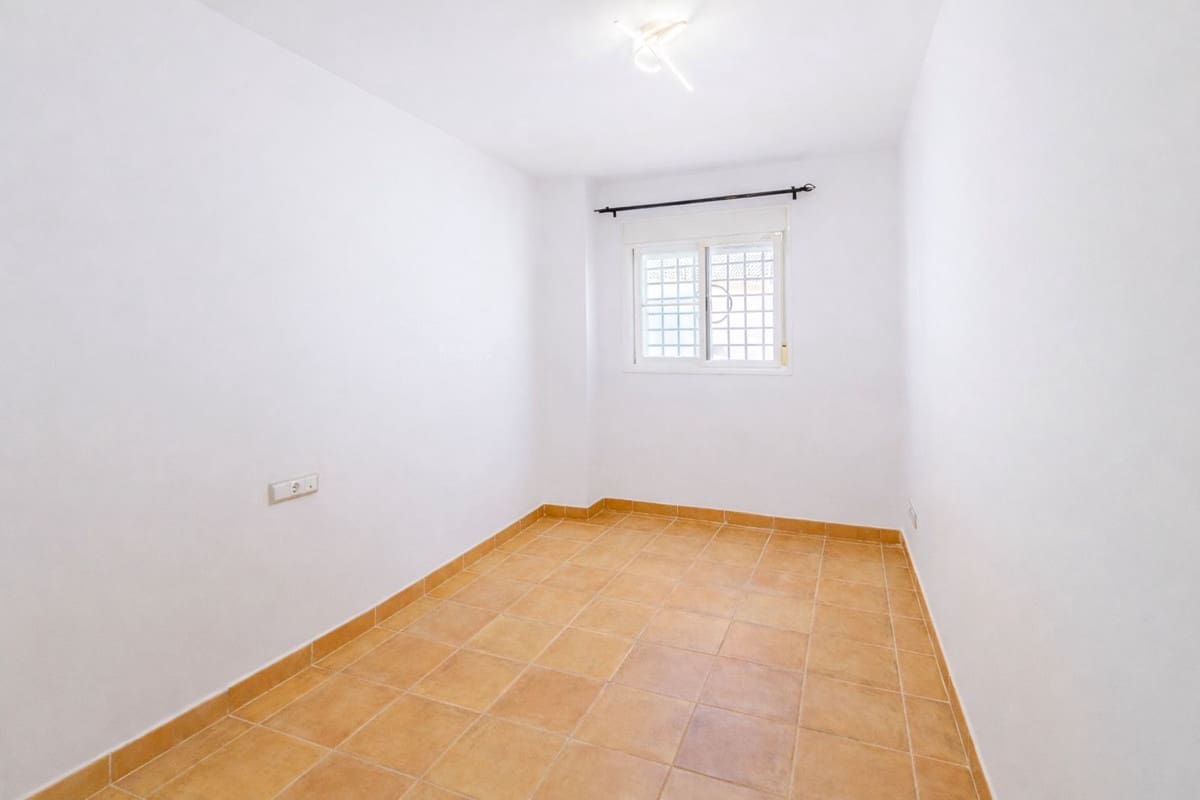 3 camera da letto Appartamento in vendita in La Alcaidesa con piscina garage - 318.000 € (Rif: 9726188)