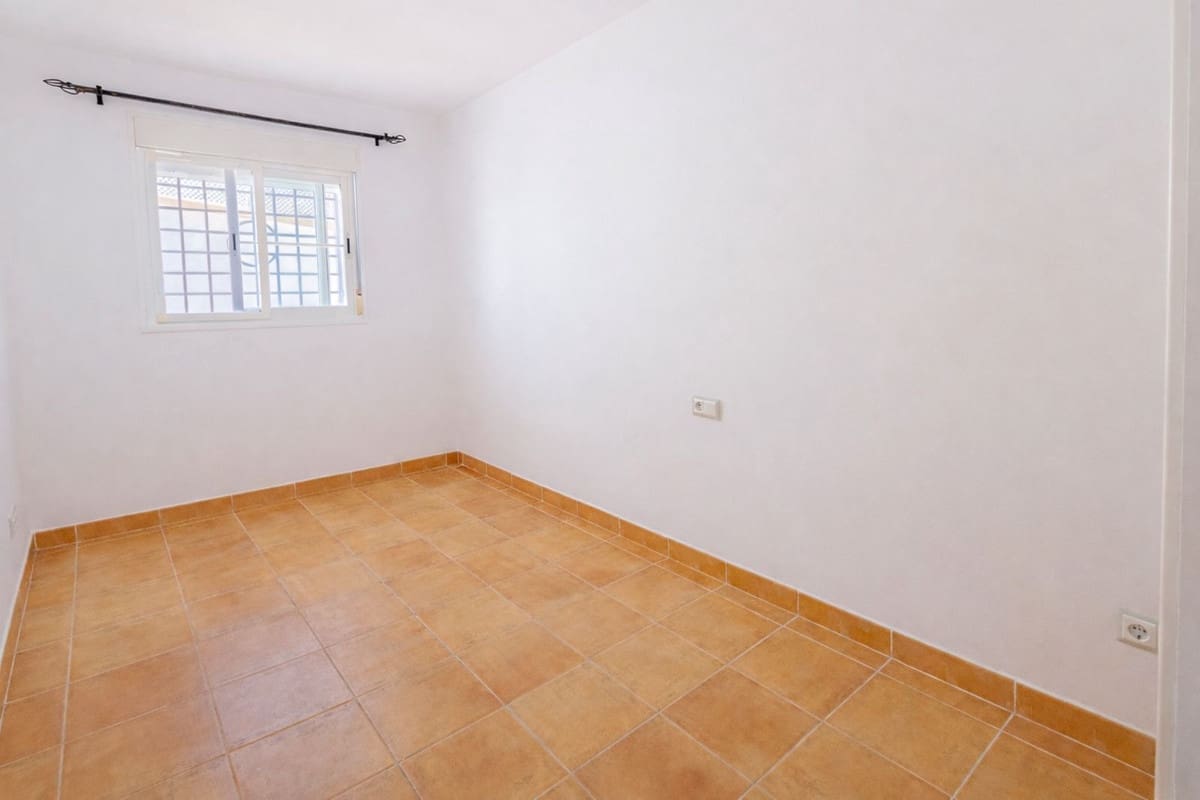 3 camera da letto Appartamento in vendita in La Alcaidesa con piscina garage - 318.000 € (Rif: 9726188)