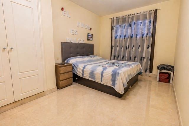 2 quarto Apartamento para venda em La Alcaidesa com piscina garagem - 254 000 € (Ref: 9789910)