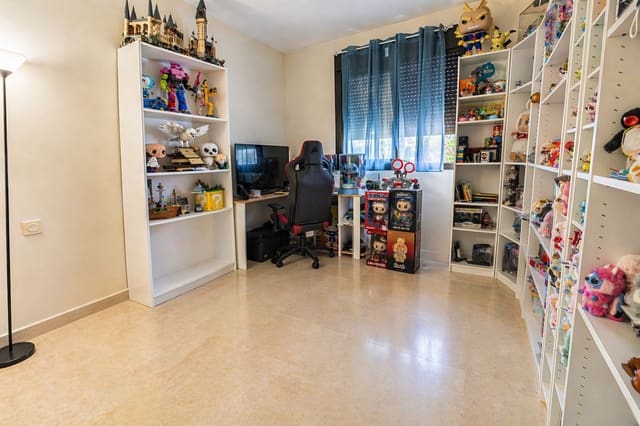 2 quarto Apartamento para venda em La Alcaidesa com piscina garagem - 249 000 € (Ref: 9789910)