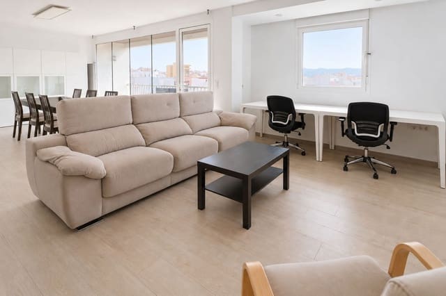 4 sovrum Takvåning till salu i Centro - San Felipe - Huerta Fava, La Línea de la Concepción - 375 000 € (Ref: 9862392)