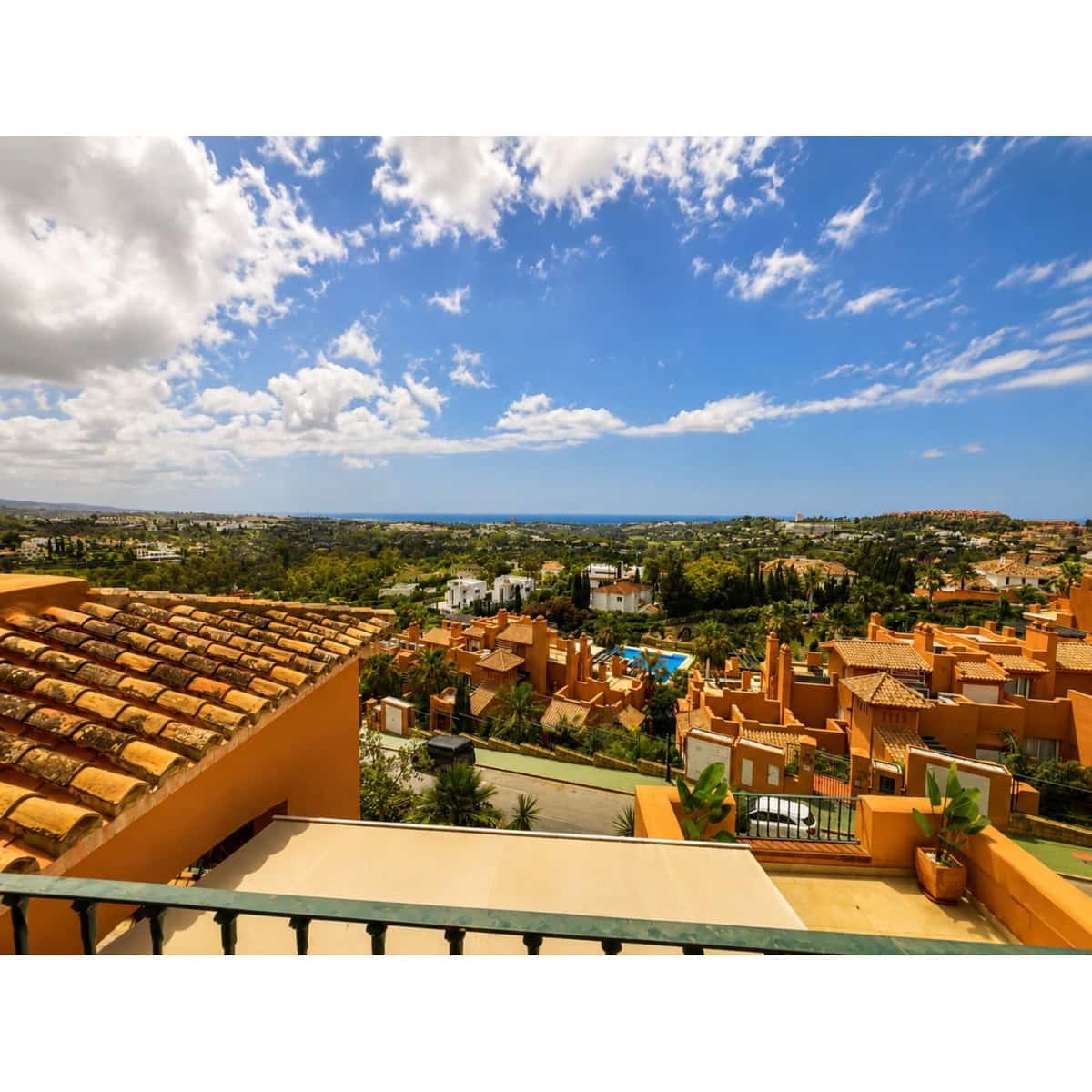3 sypialnia Apartament na sprzedaż w Marbella z basenem - 1 950 000 € (Ref: 9928258)