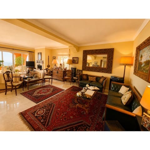 3 chambre Appartement à vendre à Los Naranjos, Marbella avec piscine - 1 950 000 € (Ref: 9928258)