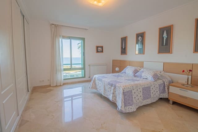 2 bedroom Apartment for rent in La Alcaidesa with pool garage - € 1,400 (Ref: 9985564)