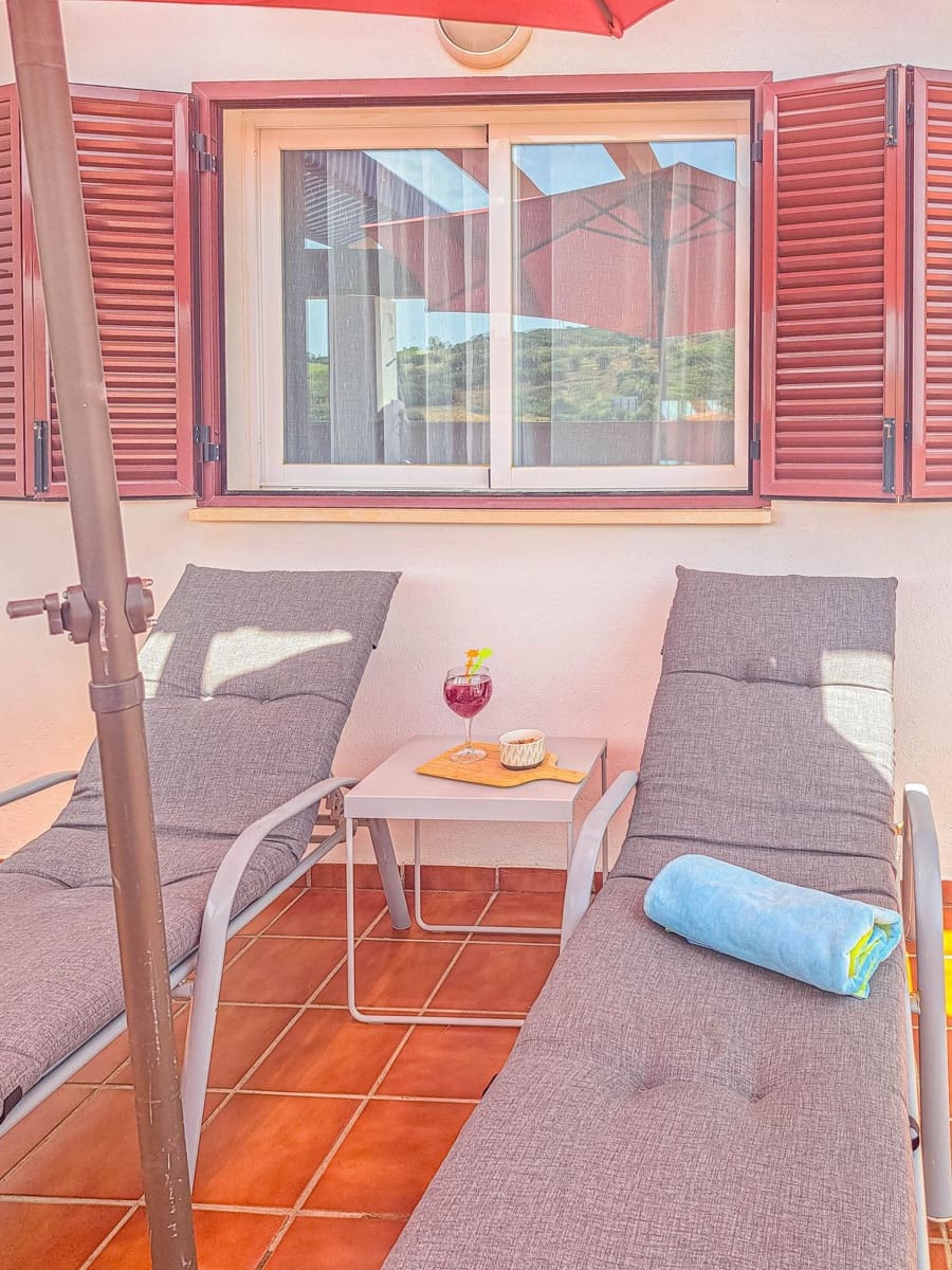 2 slaapkamer Penthouse te huur in La Alcaidesa met zwembad garage - € 1.100 (Ref: 9985565)