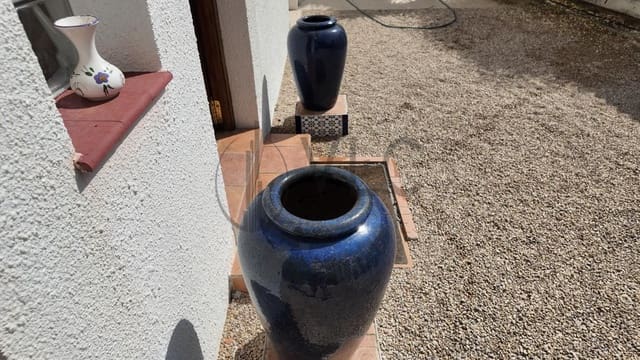 4 quarto Moradia para venda em Turís com piscina garagem - 360 000 € (Ref: 10002393)