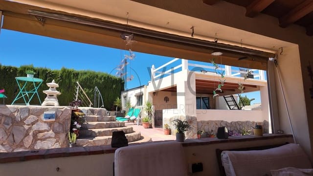Chalet de 6 habitaciones en Turís en venta con piscina garaje - 299.950 € (Ref: 10077551)