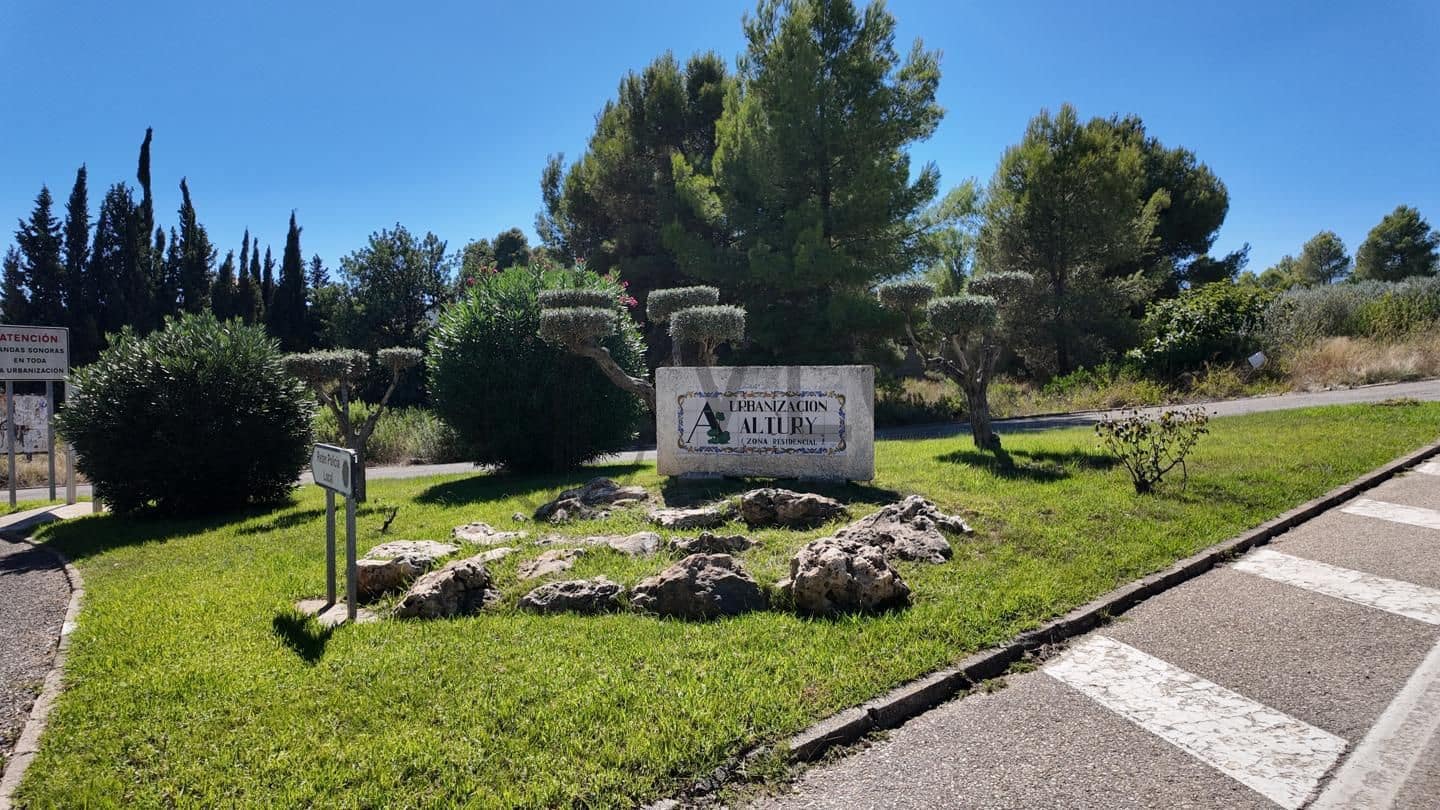 Chalet de 6 habitaciones en Turís en venta con piscina garaje - 299.950 € (Ref: 10077551)