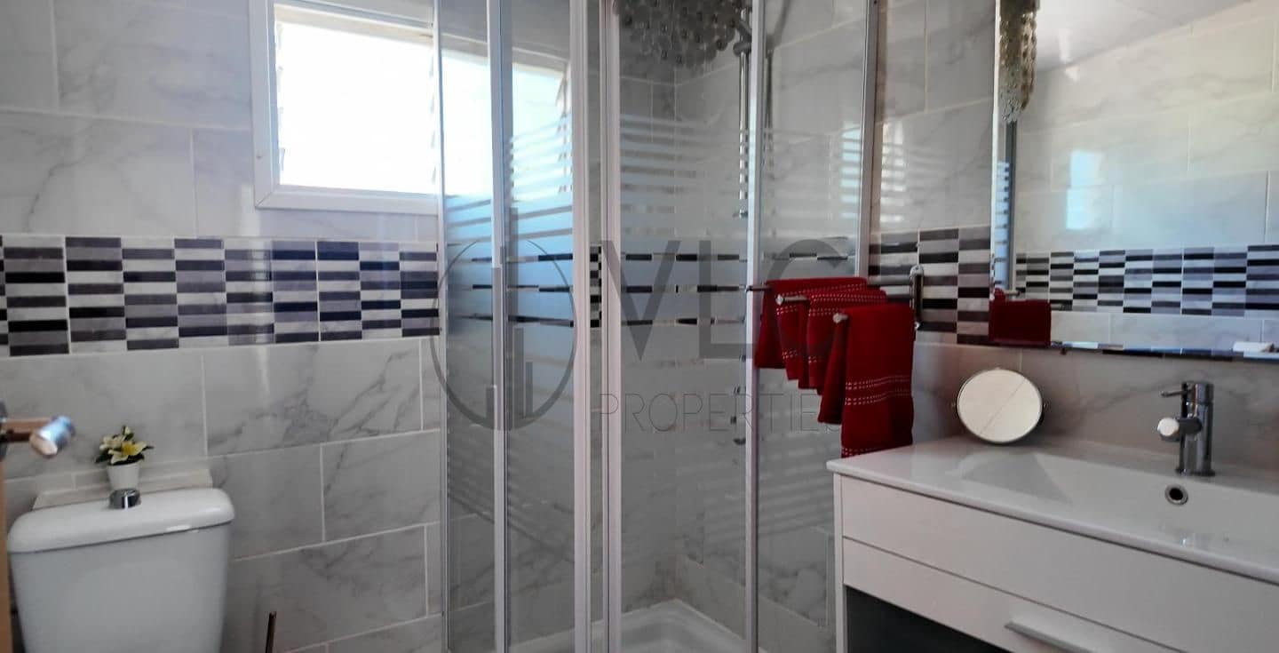 Chalet de 6 habitaciones en Turís en venta con piscina garaje - 299.950 € (Ref: 10077551)