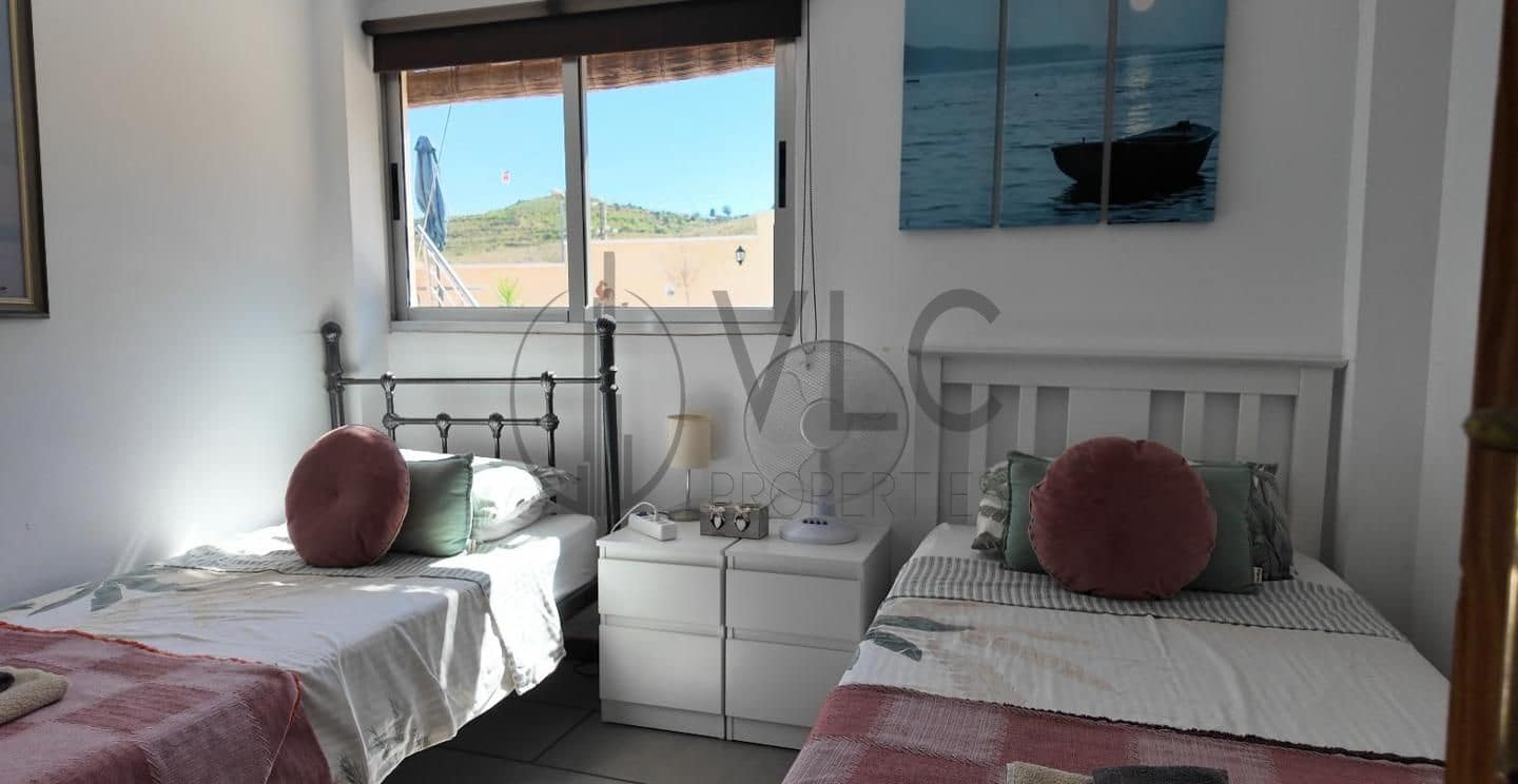 Chalet de 6 habitaciones en Turís en venta con piscina garaje - 299.950 € (Ref: 10077551)